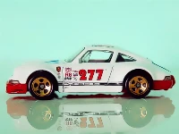 Fast racing cars jigsaw